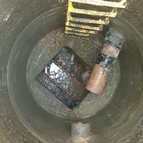 Manhole Sealing for a Water Company