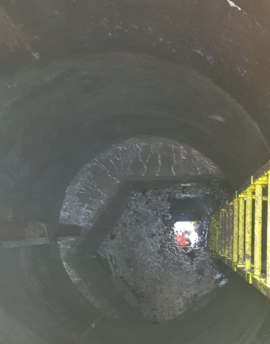Water Company for a Manhole Sealing - 4_550x700